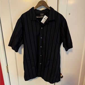 Todd Snyder Japanese Striped Leisure Shirt in Navy
XXL